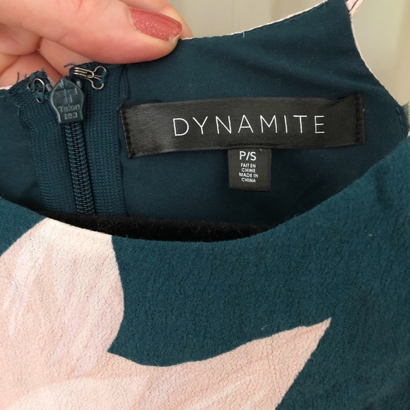 DYNAMITE Floral Halter Mini Dress - Picture 4 of 10